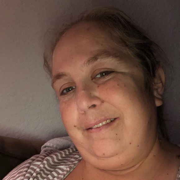 Meet your Posher, Jessica - Picture 1 of 1